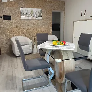  Casa vacanze Casavacanzaicolli Italia