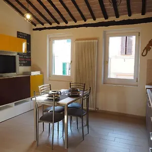  Appartamento Contrada House By Francigenaapartments Italia
